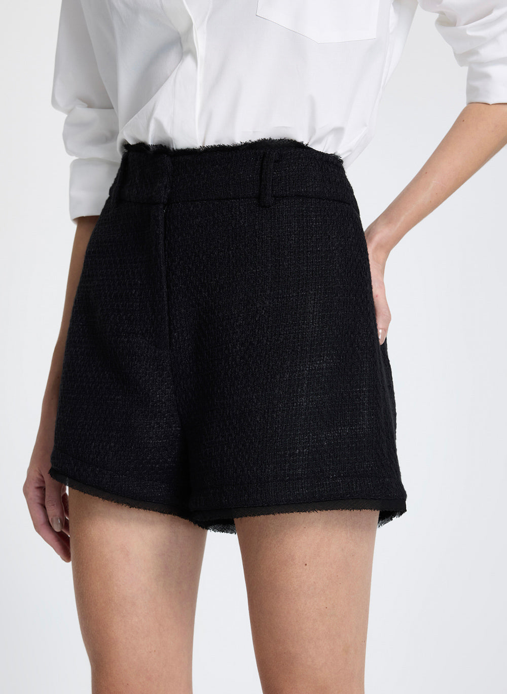 Short tipo chanel Bruna Le Lis Blanc