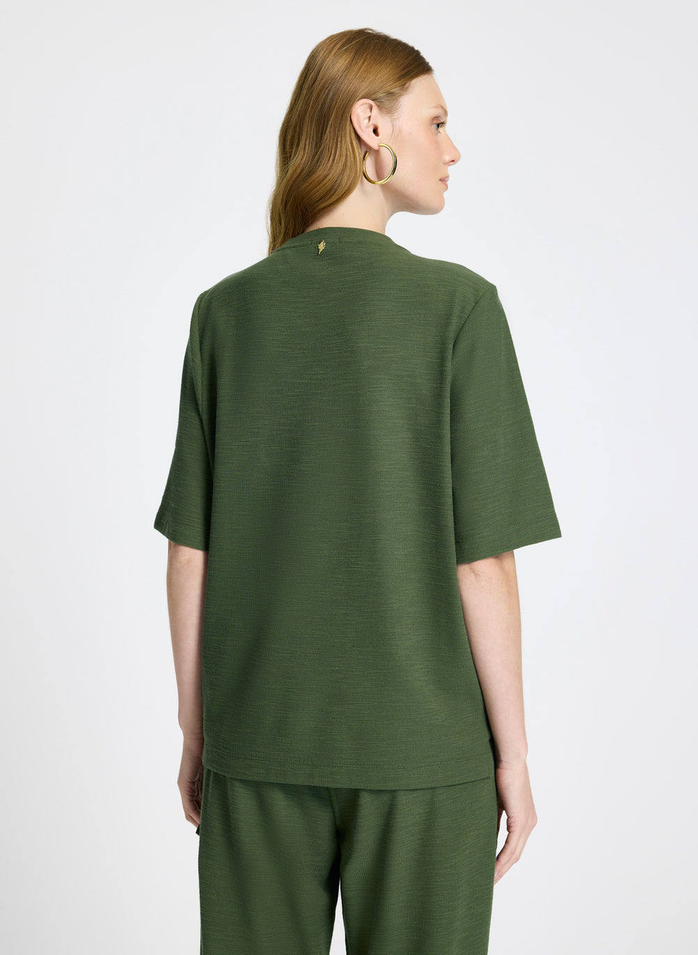 Remera verde militar oversized Hillary Le Lis Blanc