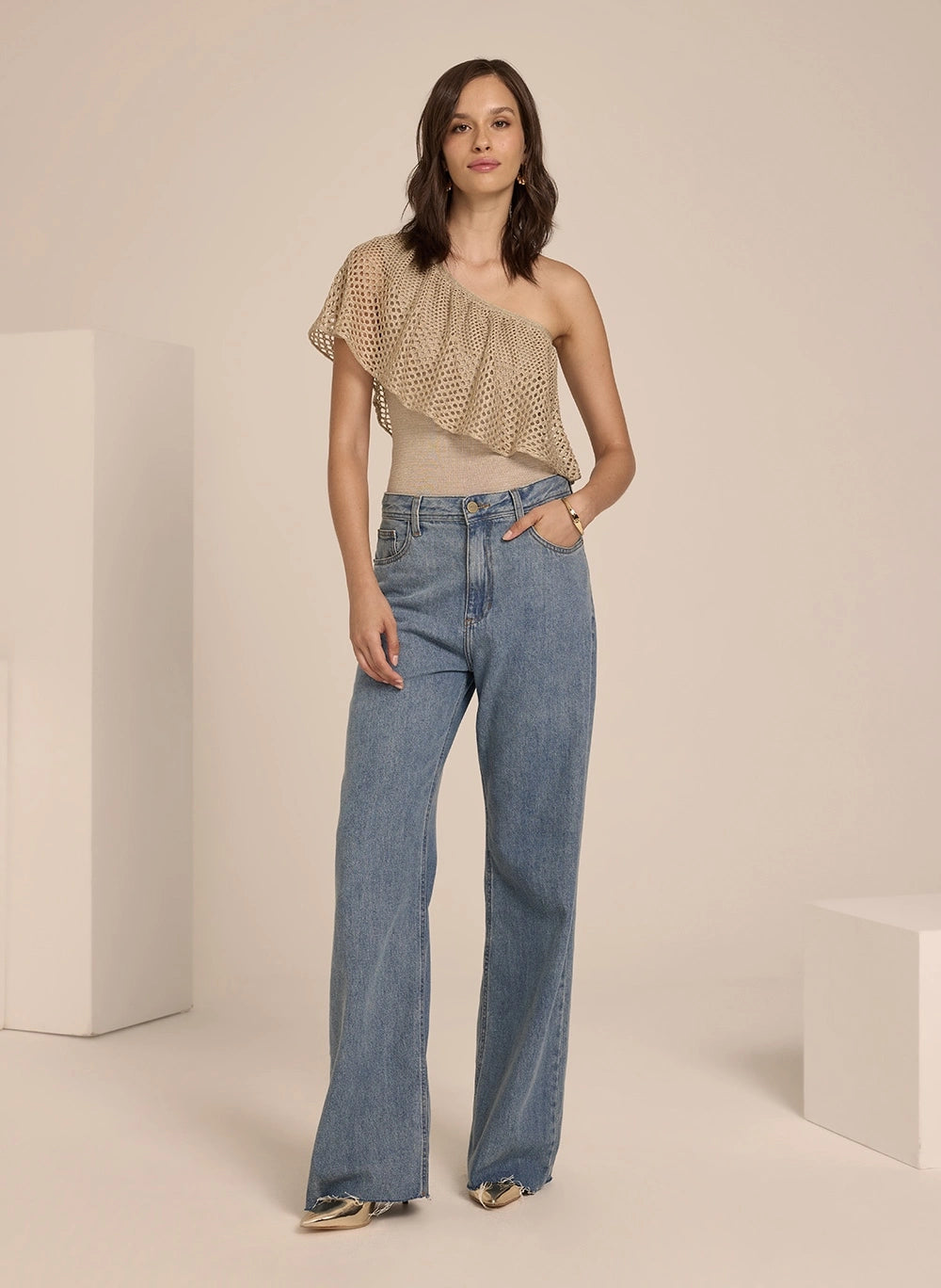 Top un hombro Helen Le Lis Blanc