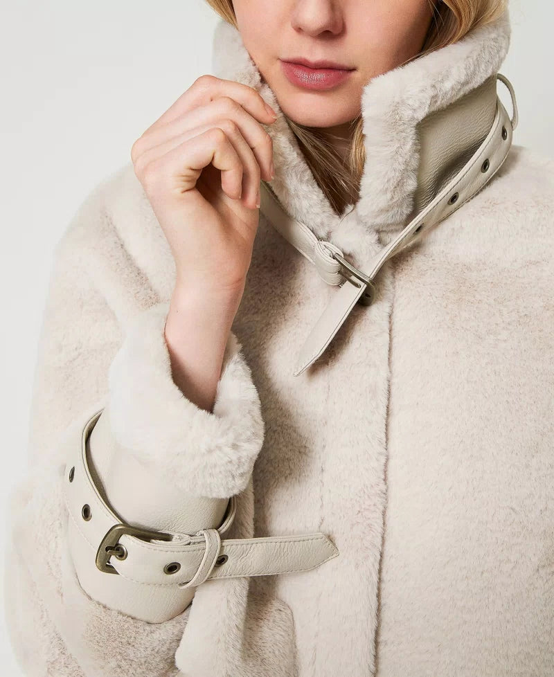 Chaqueta con hebillas Twinset
