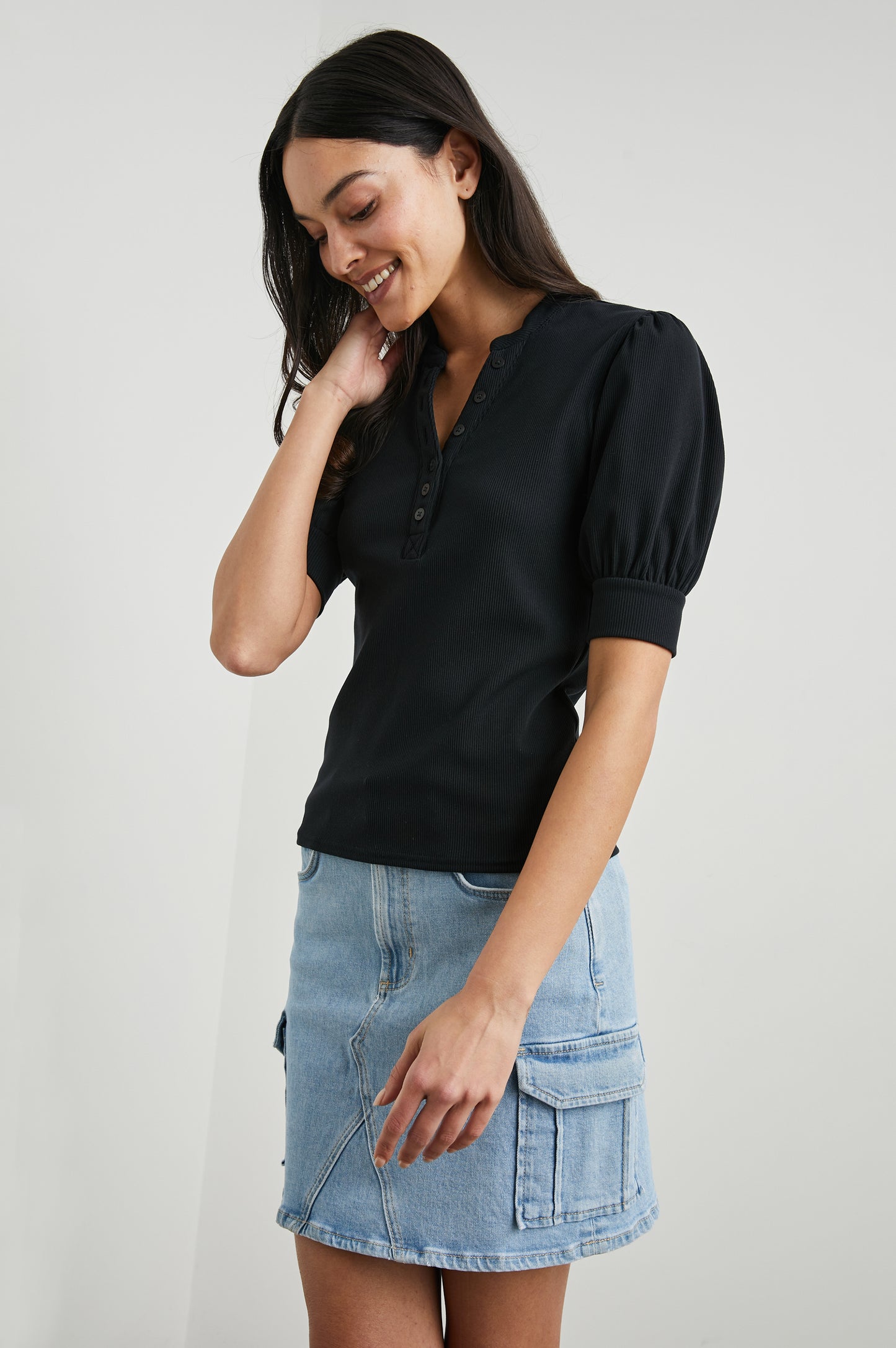 Remera básica negra Jewel Rails