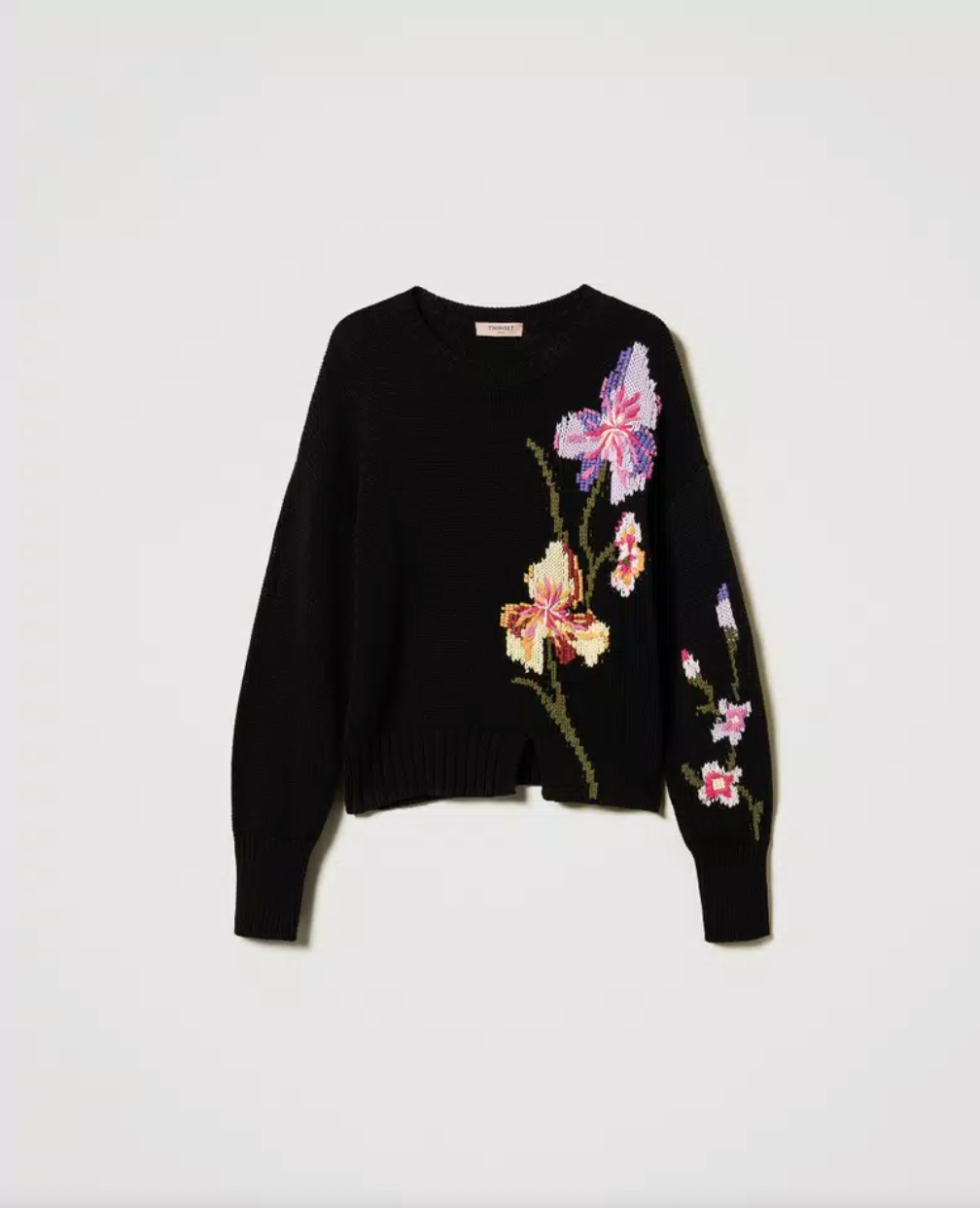 Sweater Colors negro con flores y boradado a mano Twinset