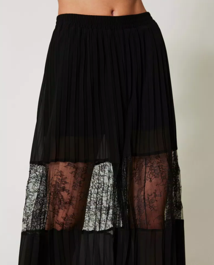 Pantalón negro plisado con encaje Tina Twinset
