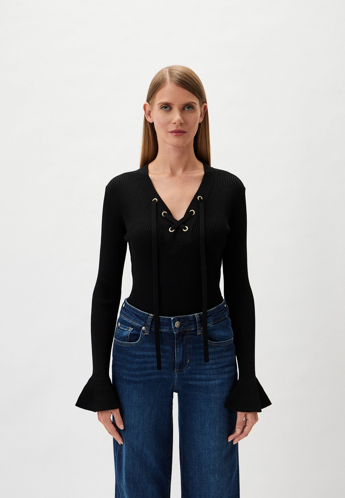 Sweater tejido fino con lazo Twinset