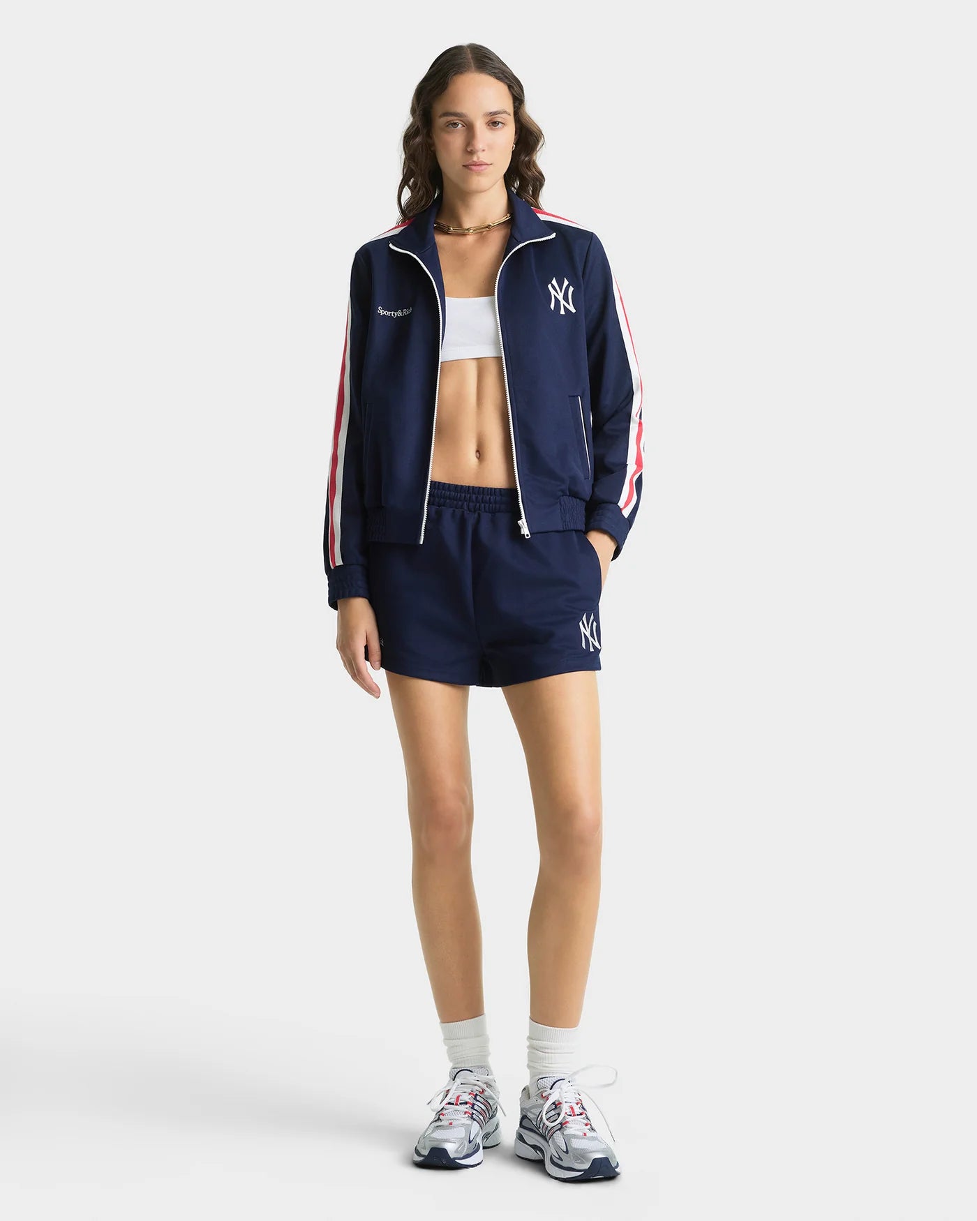 Campera Yankees Serif Track Sporty & Rich