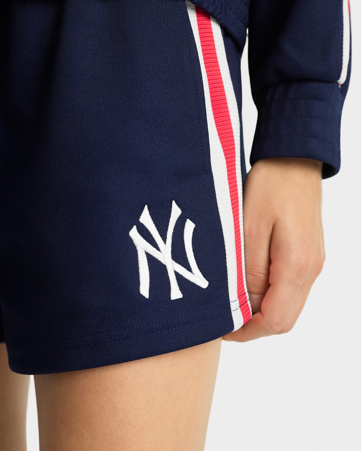 Short Yankees Serif Roller Sporty & Rich