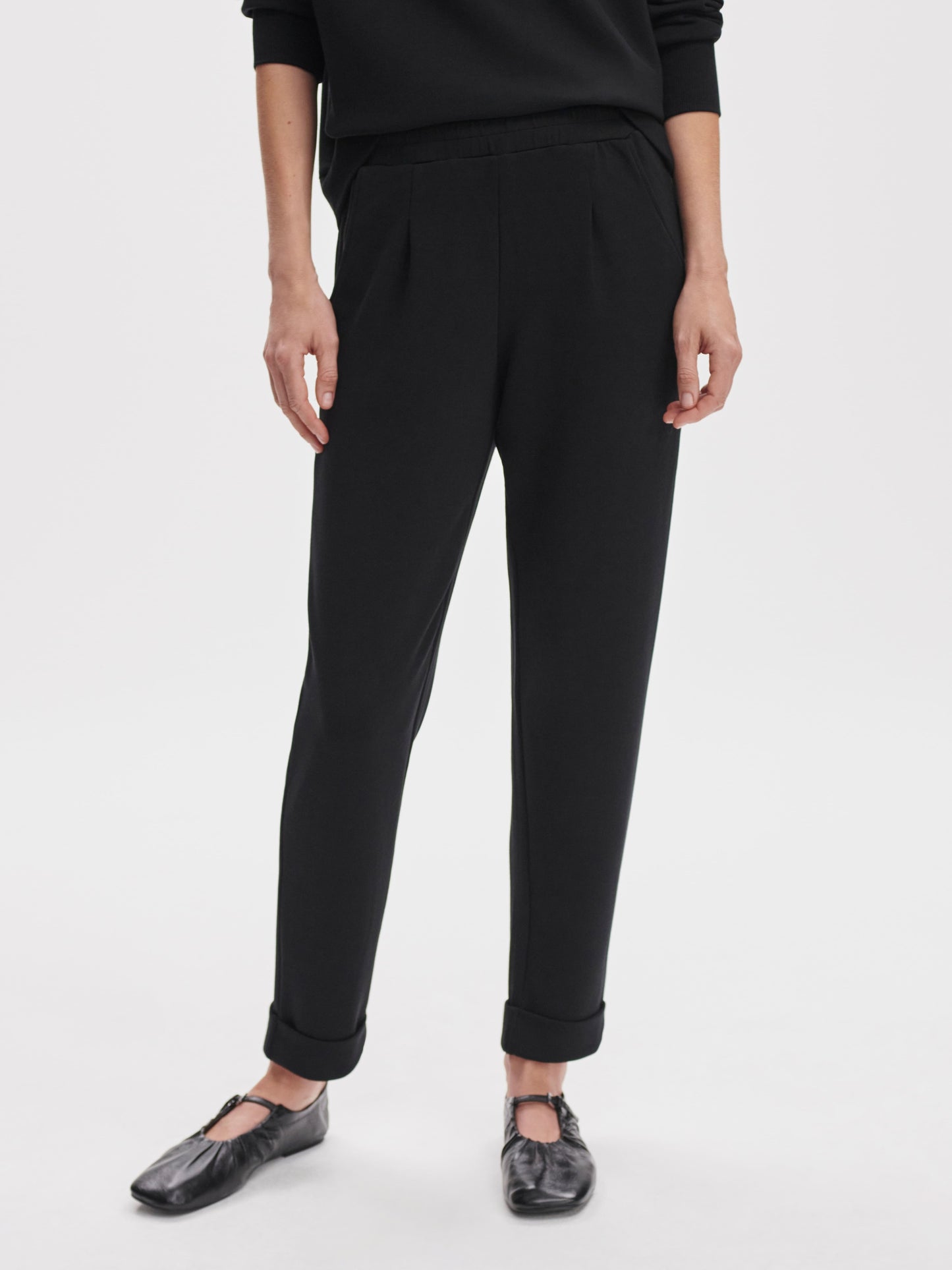 Pantalón rolled cuffed 25 negro Varley