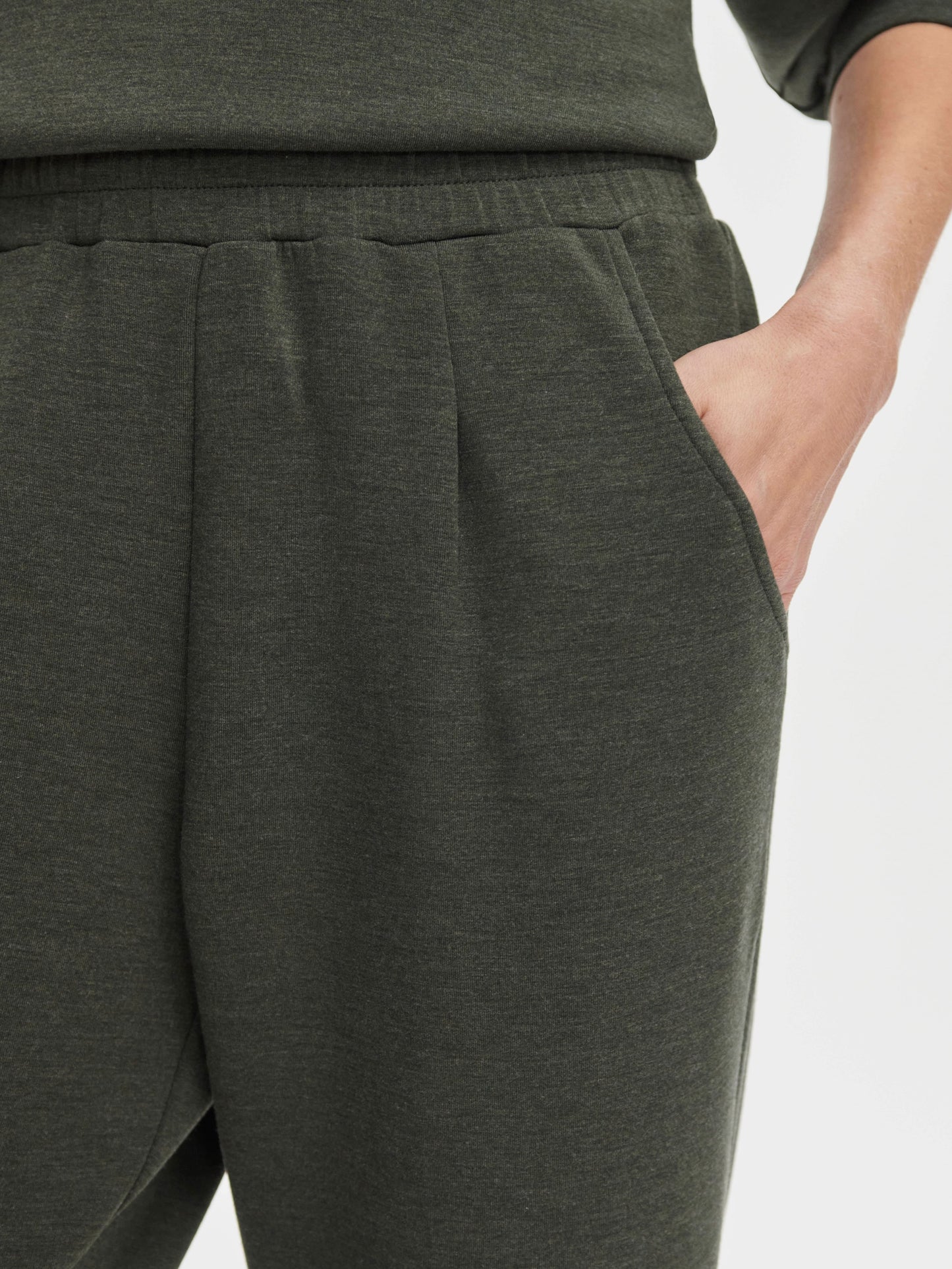 Pantalón rolled cuffed 28.5 oliva Varley