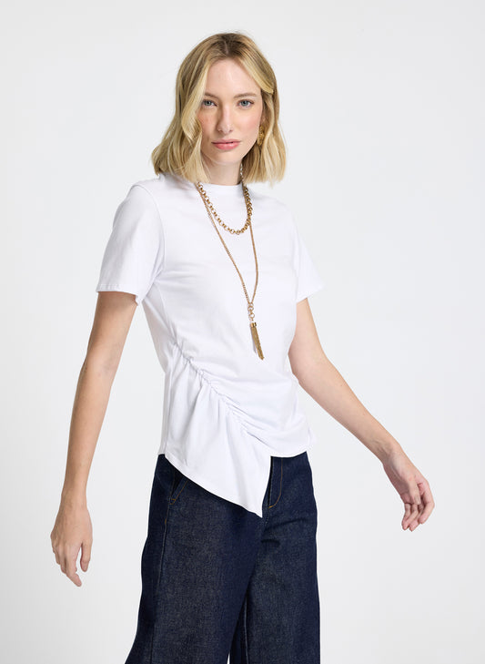 Remera básica Gloria frunce en lateral centro Le Lis Blanc