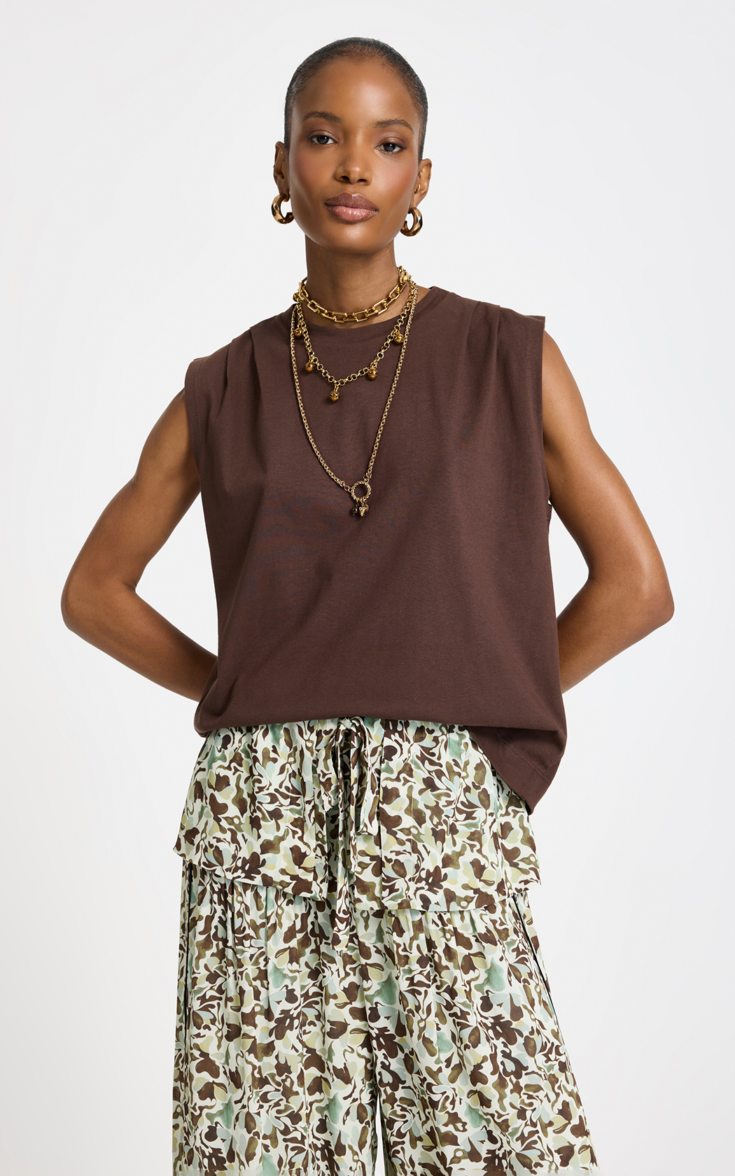 Musculosa Jolie Marron Le Lis Blanc
