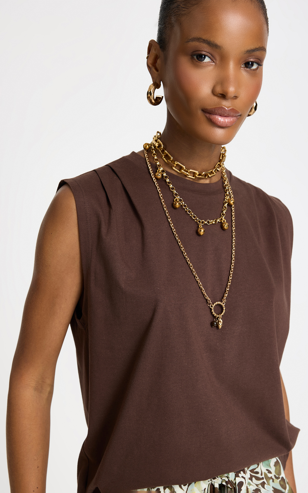 Musculosa Jolie Marron Le Lis Blanc
