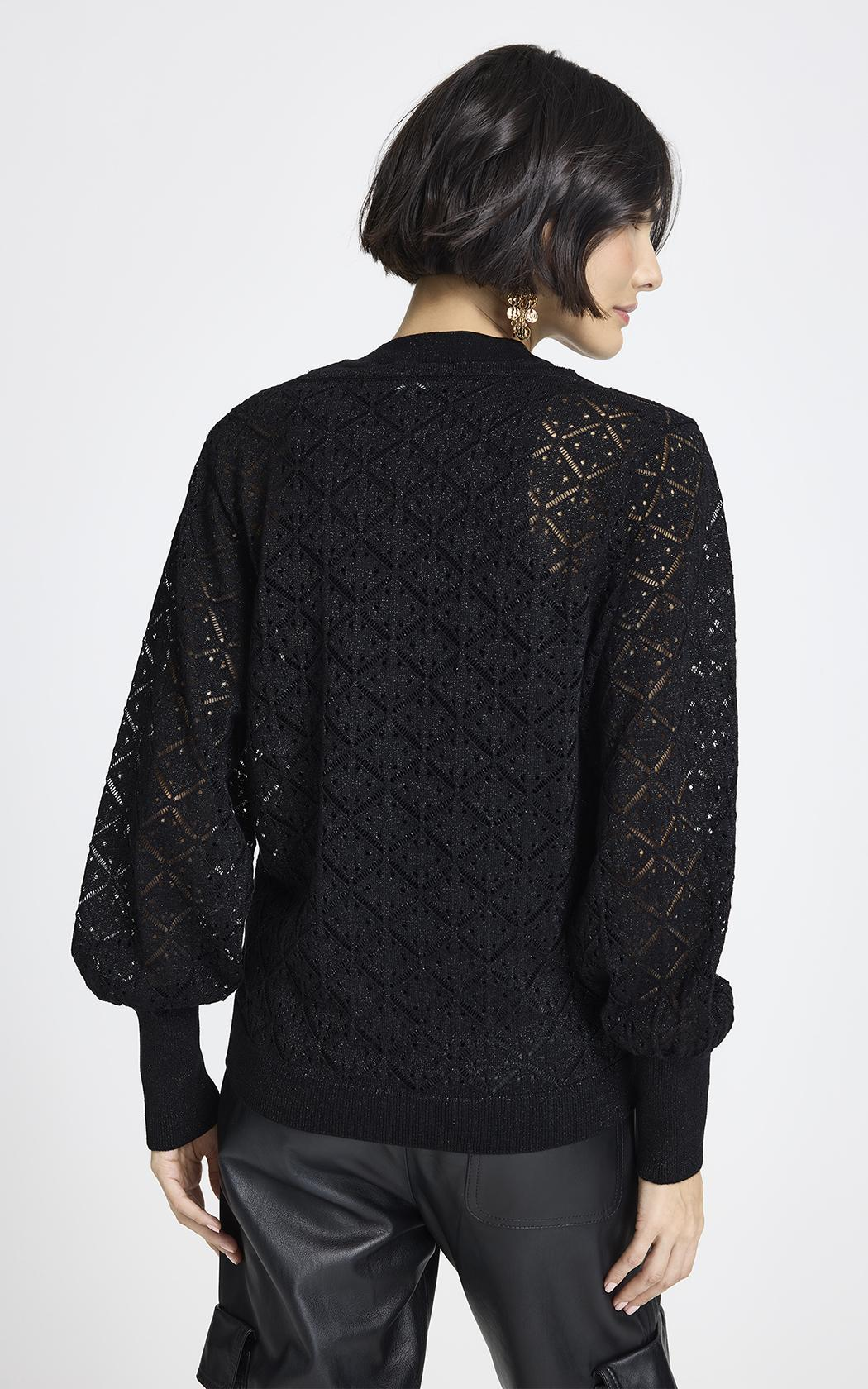 Top sobre sweater Atena Le Lis Blanc