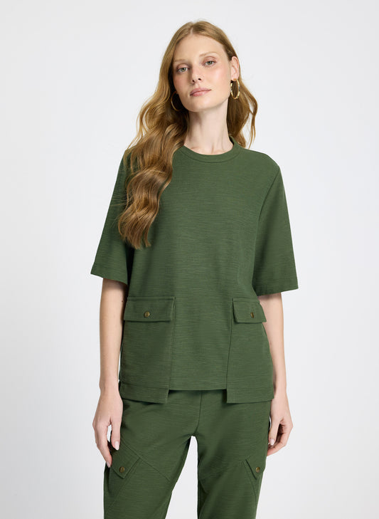 Remera verde militar oversized Hillary Le Lis Blanc