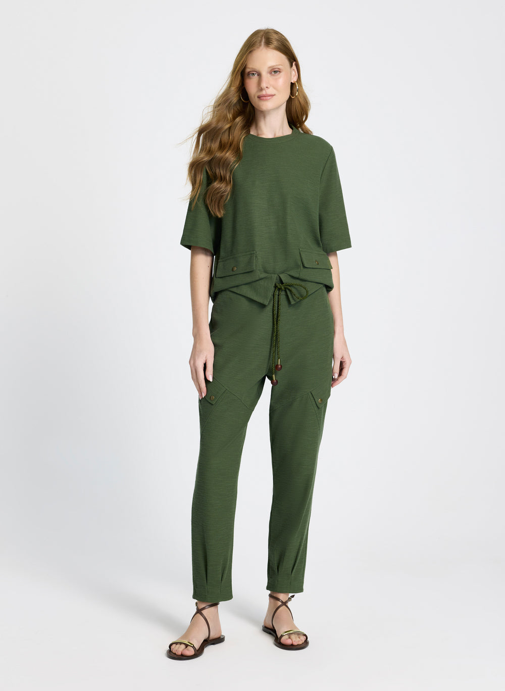Remera verde militar oversized Hillary Le Lis Blanc