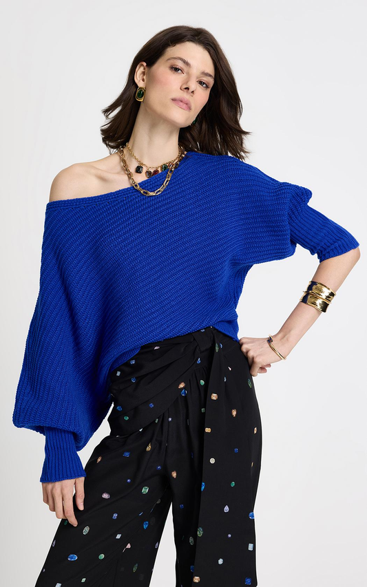 Sweater Ale hombro caido Le Lis Blanc