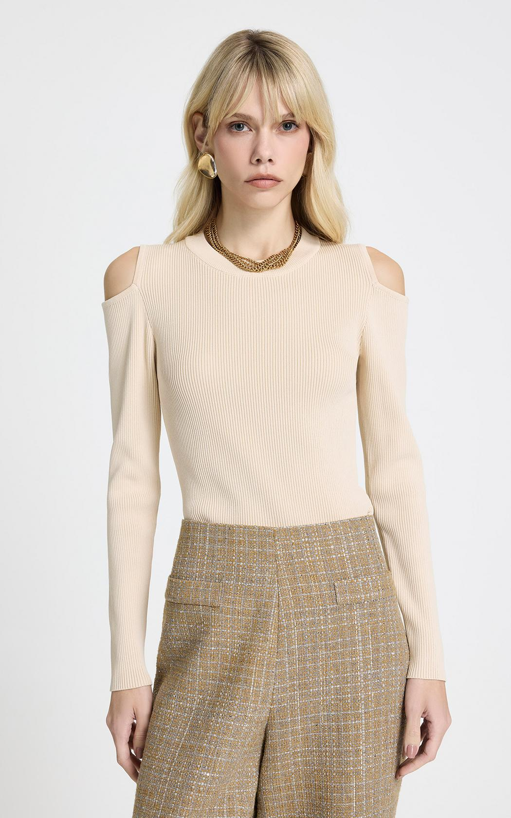 Sweater fino hombro descubierto Renata Le Lis Blanc