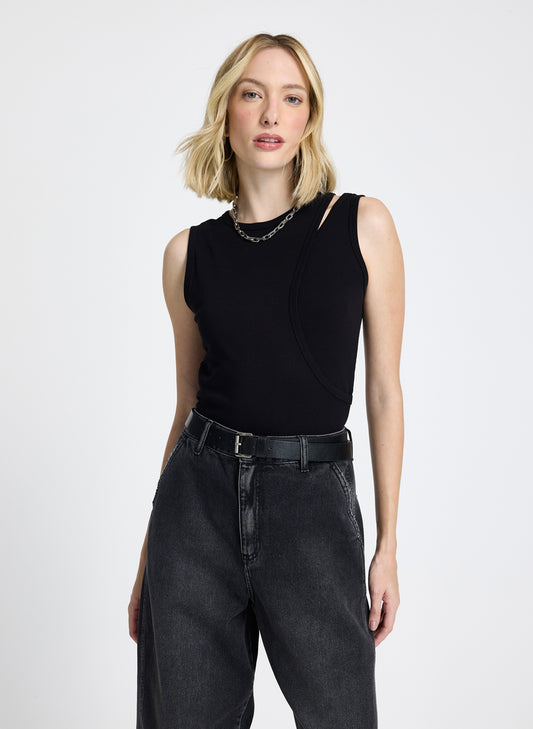 Musculosa básica cut out rib negra Gia Le Lis Blanc
