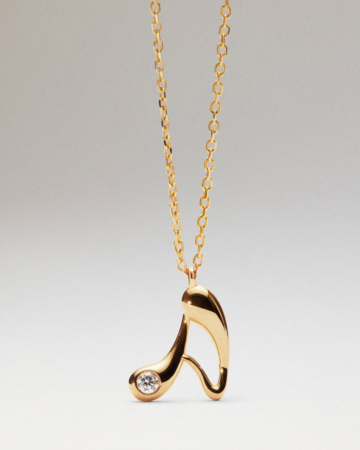Collar con colgante A PDPAOLA