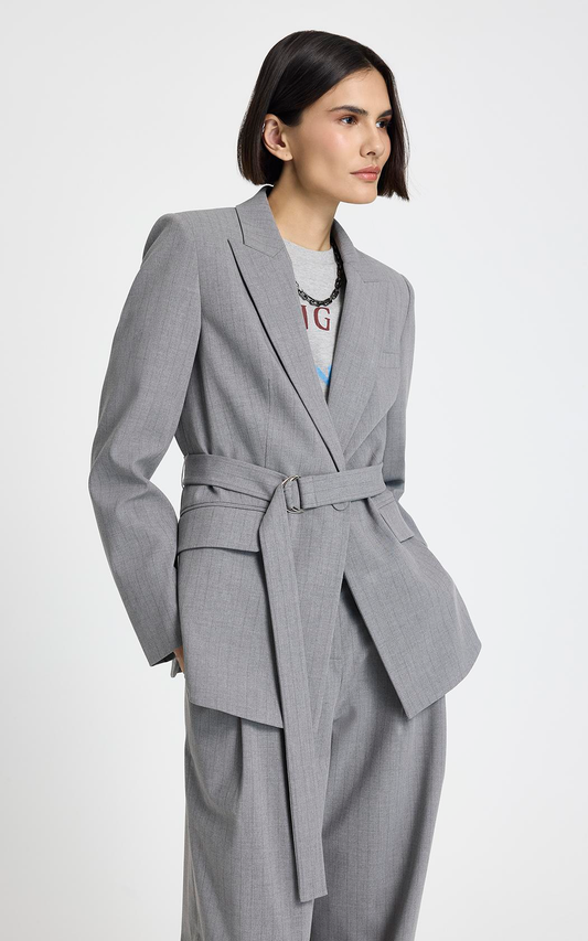 Blazer con cinto gris Chloe Le Lis Blanc