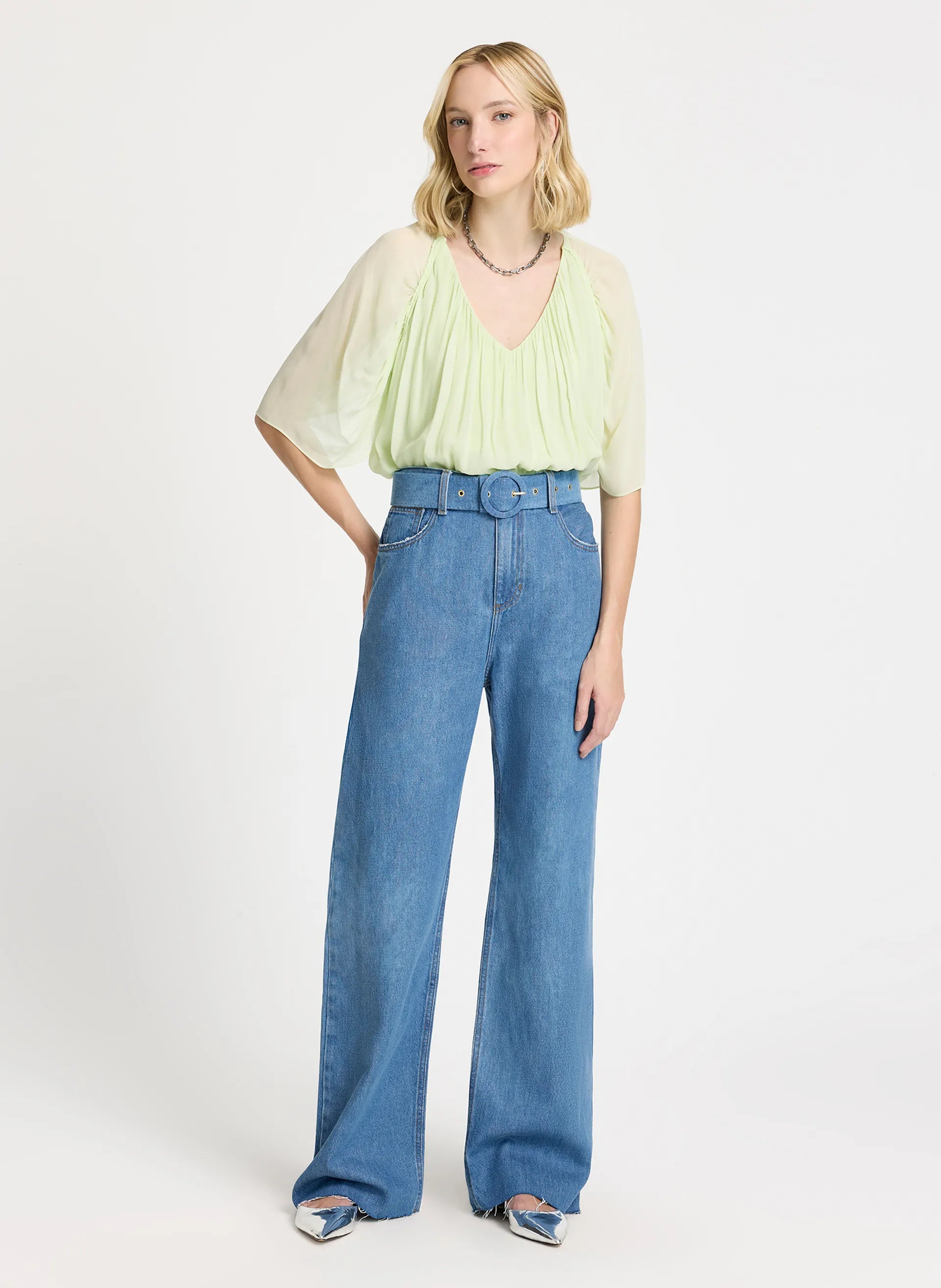 Jean claro Maria cinto Le Lis Blanc