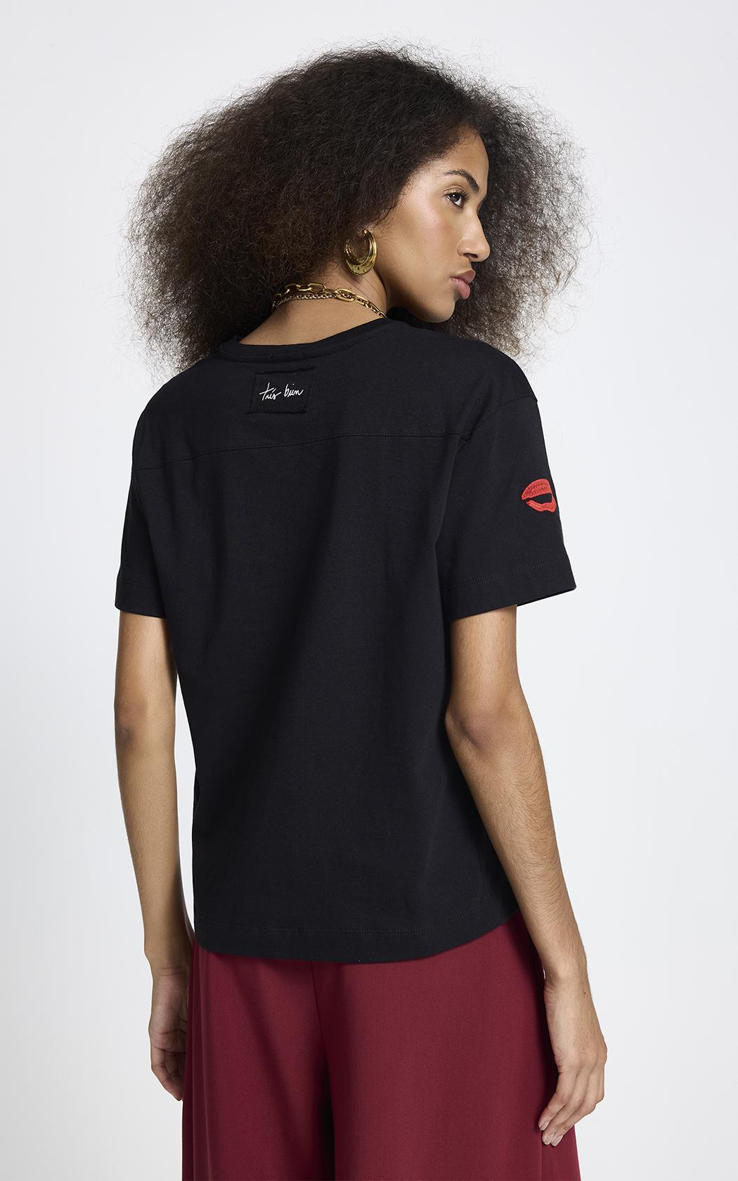 Remera con bordado Tre bien Le Lis Blanc