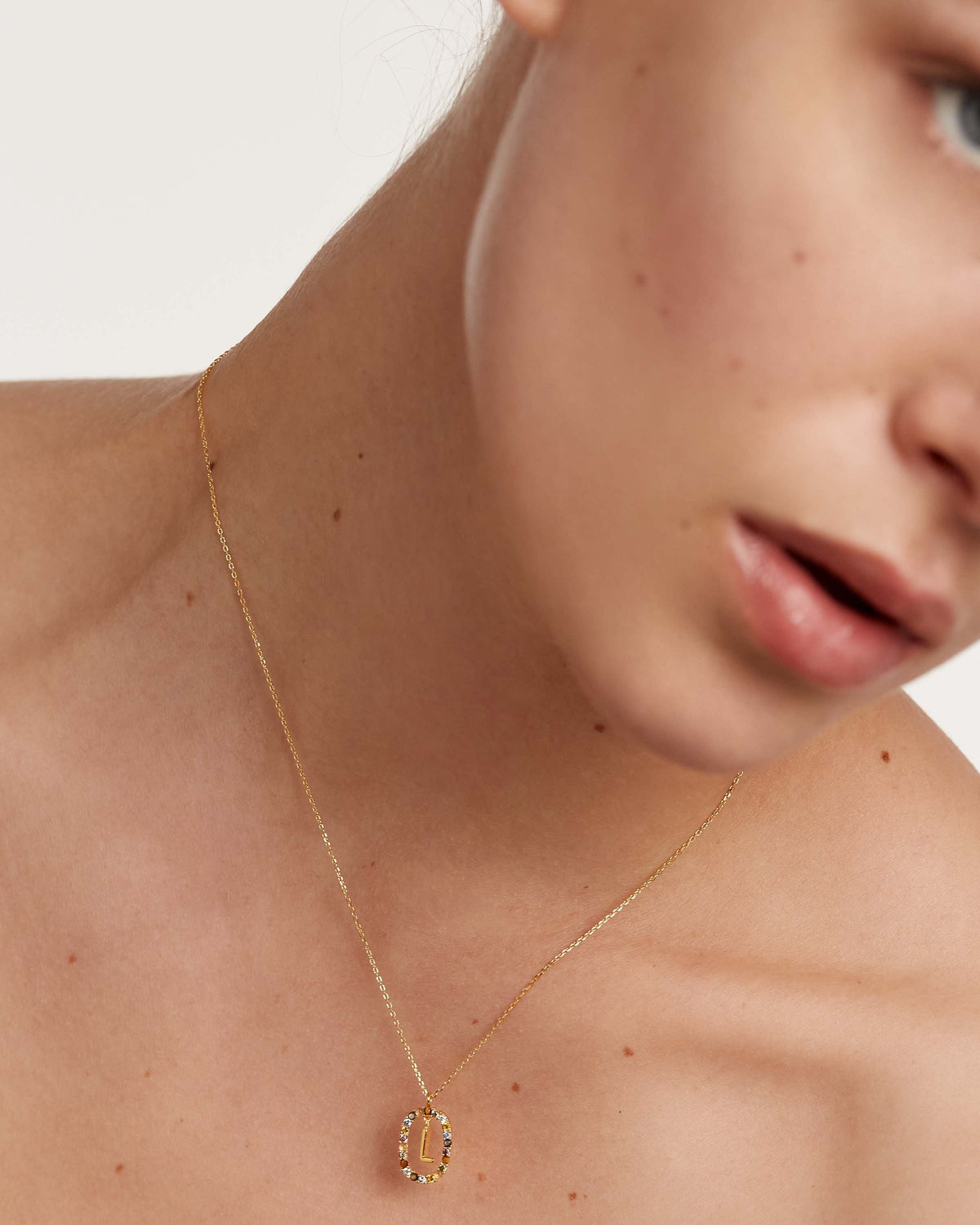 Collar letra L PDPAOLA