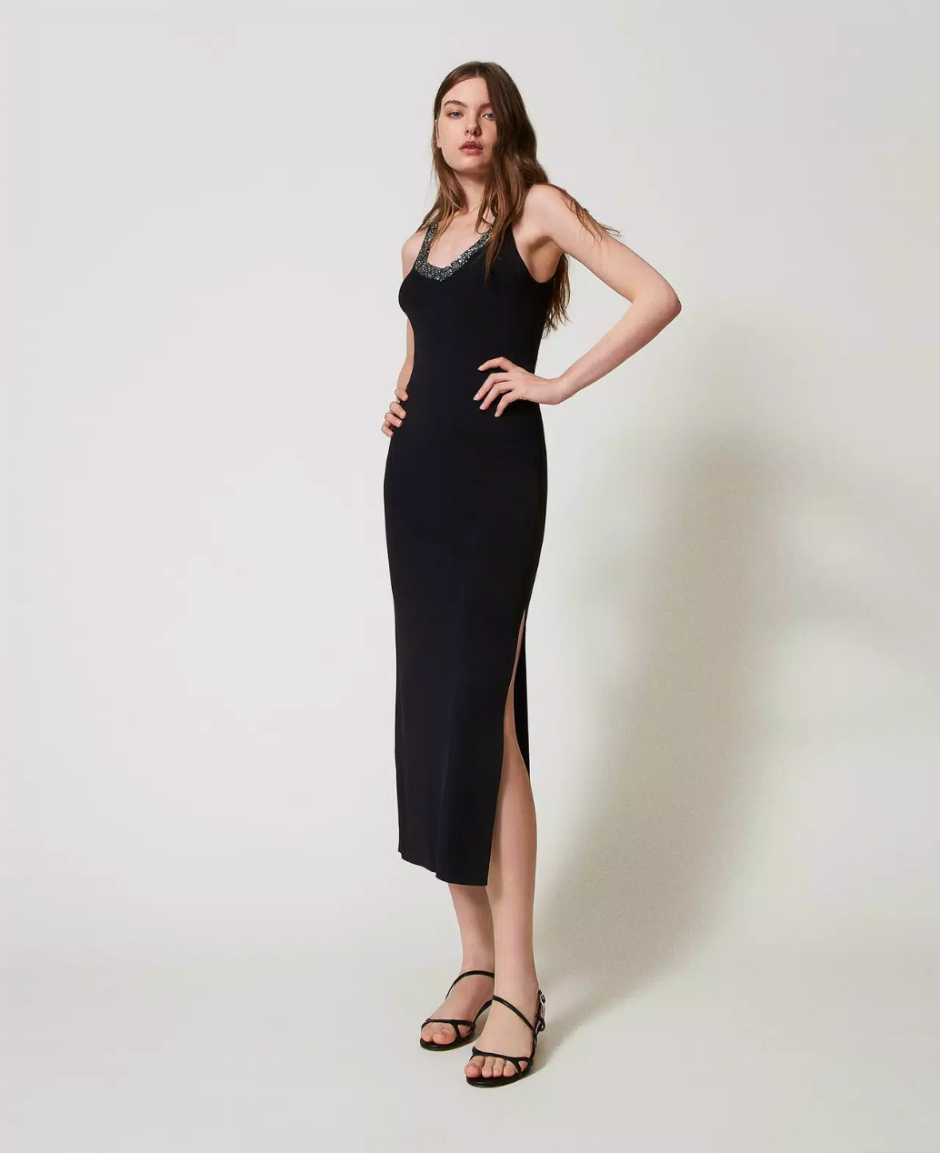 Vestido largo negro tejido con lentejuelas Katy Twinset
